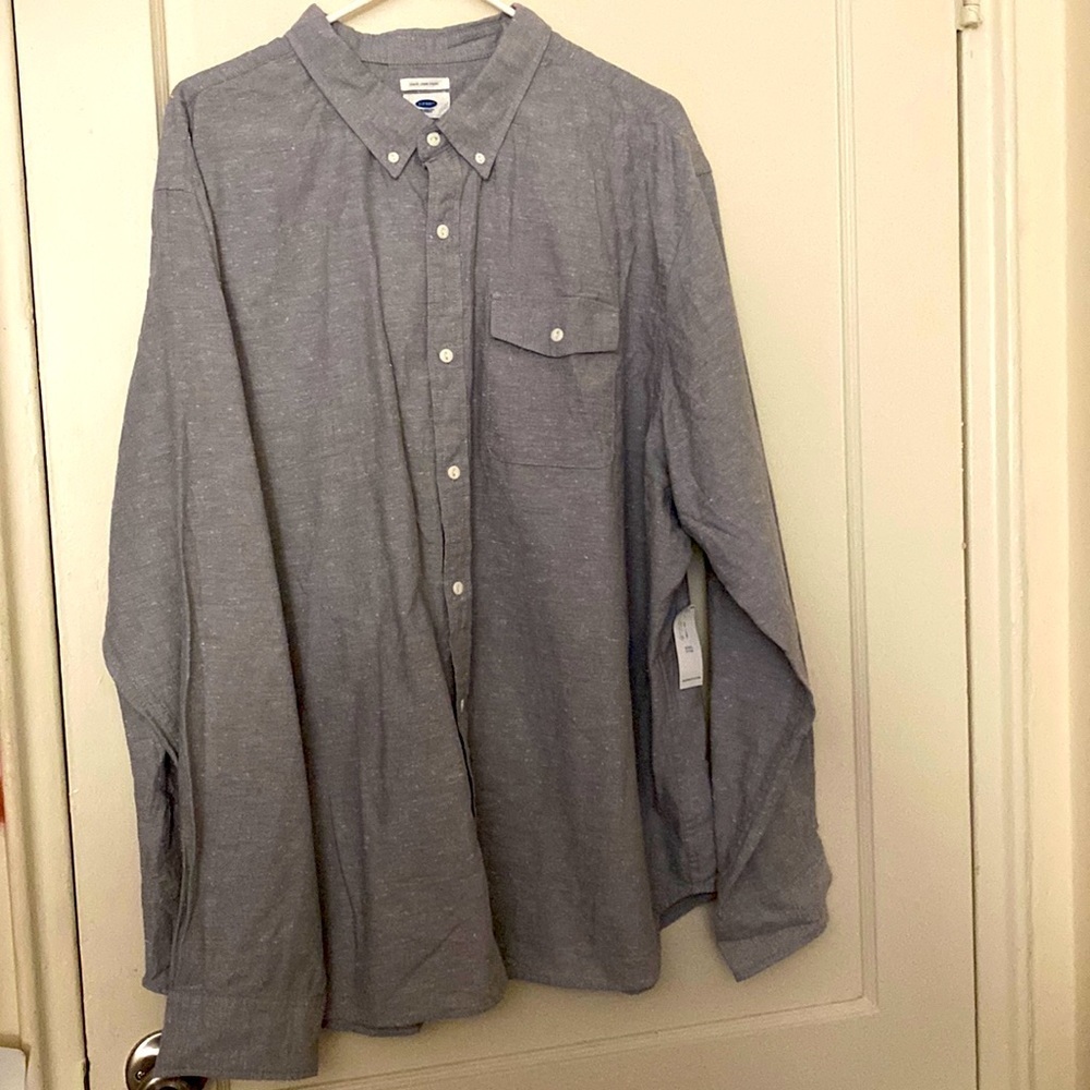NWT Old navy slim fit button down size: 3XL